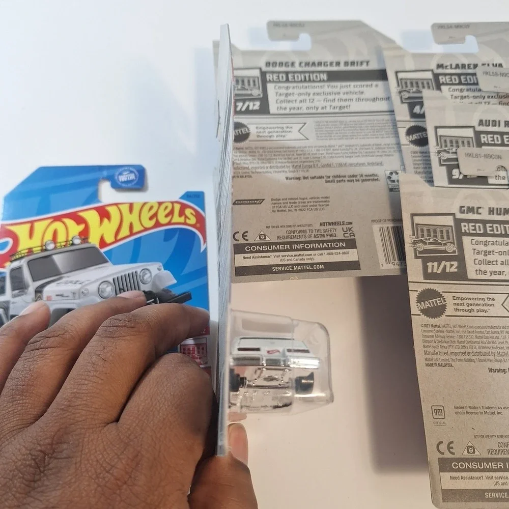 Hot Wheels Target Red Edition 6 Cars Cadillac/ Audi/ Hummer/‎ McLaren/ Charger